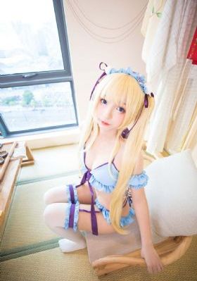 紧身裙丝袜女教师下载_1080电视剧在线观看